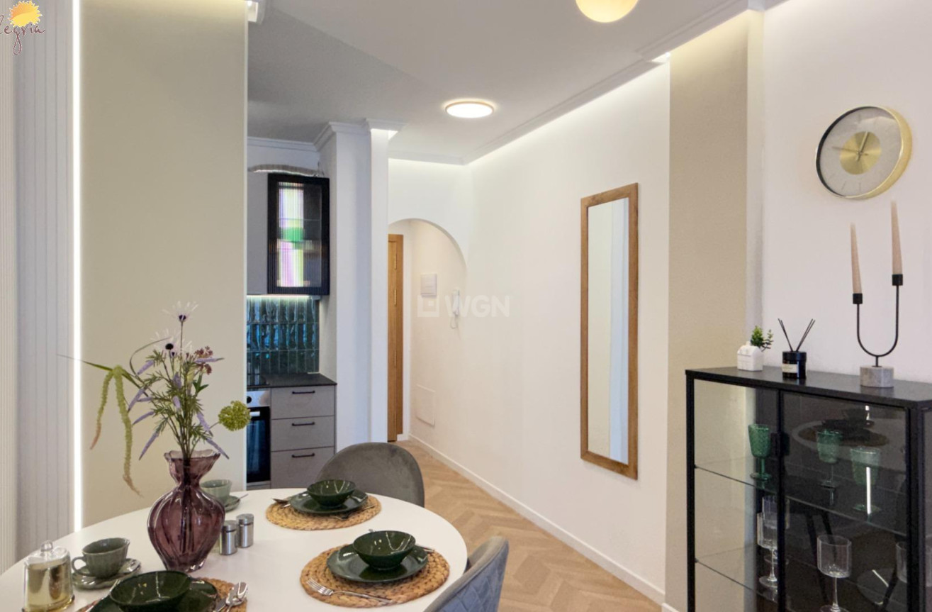 Resale - Apartment / flat - Torrevieja - Estacion De Autobuses
