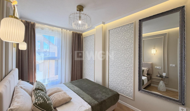 Resale - Apartment / flat - Torrevieja - Estacion De Autobuses