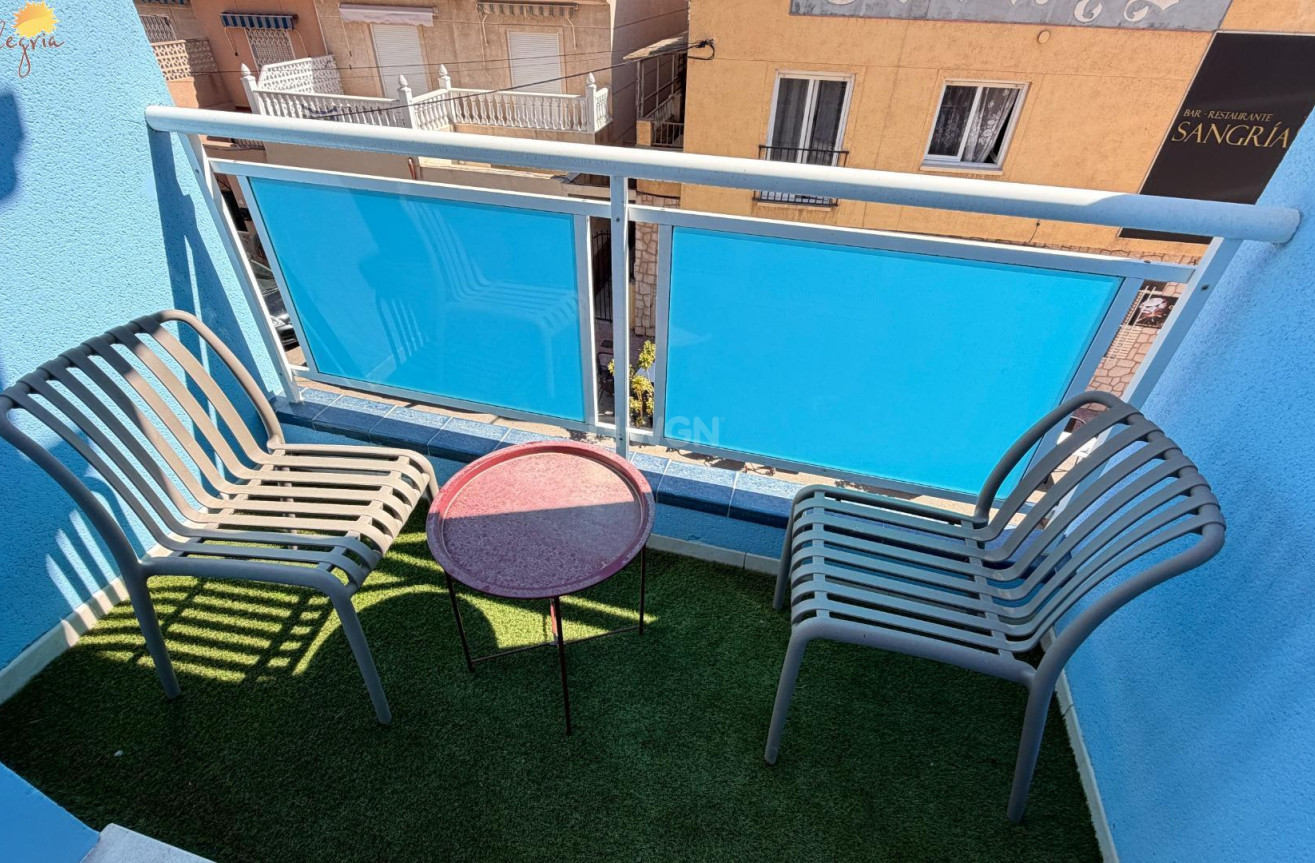 Resale - Apartment / flat - Torrevieja - Estacion De Autobuses