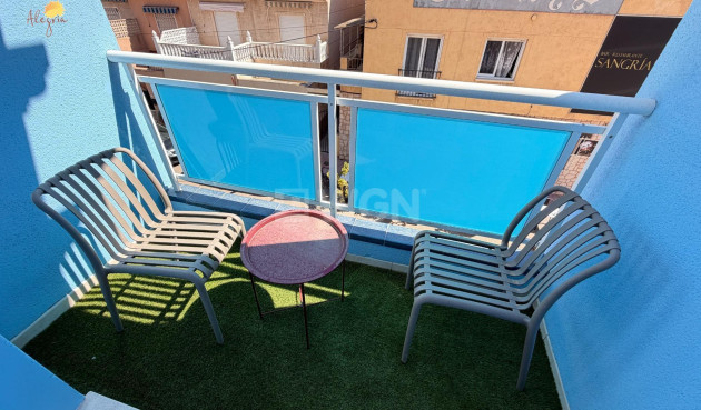 Resale - Apartment / flat - Torrevieja - Estacion De Autobuses