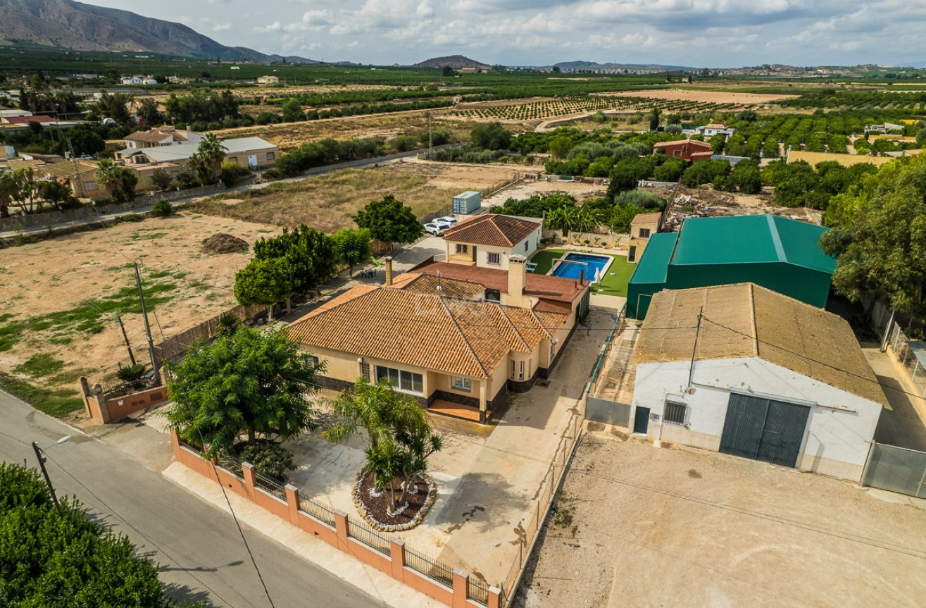 Odsprzedaż - Villa - Orihuela - Inland