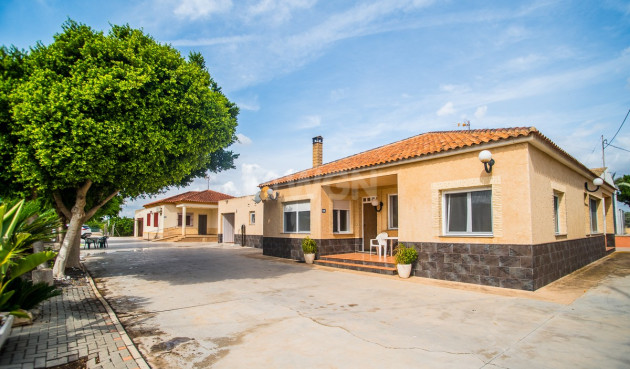 Odsprzedaż - Villa - Orihuela - Inland
