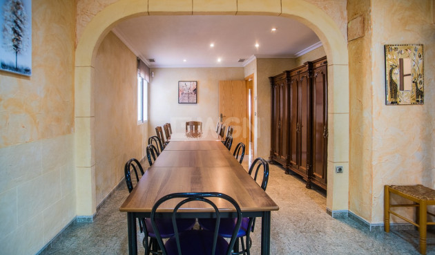 Odsprzedaż - Villa - Orihuela - Inland