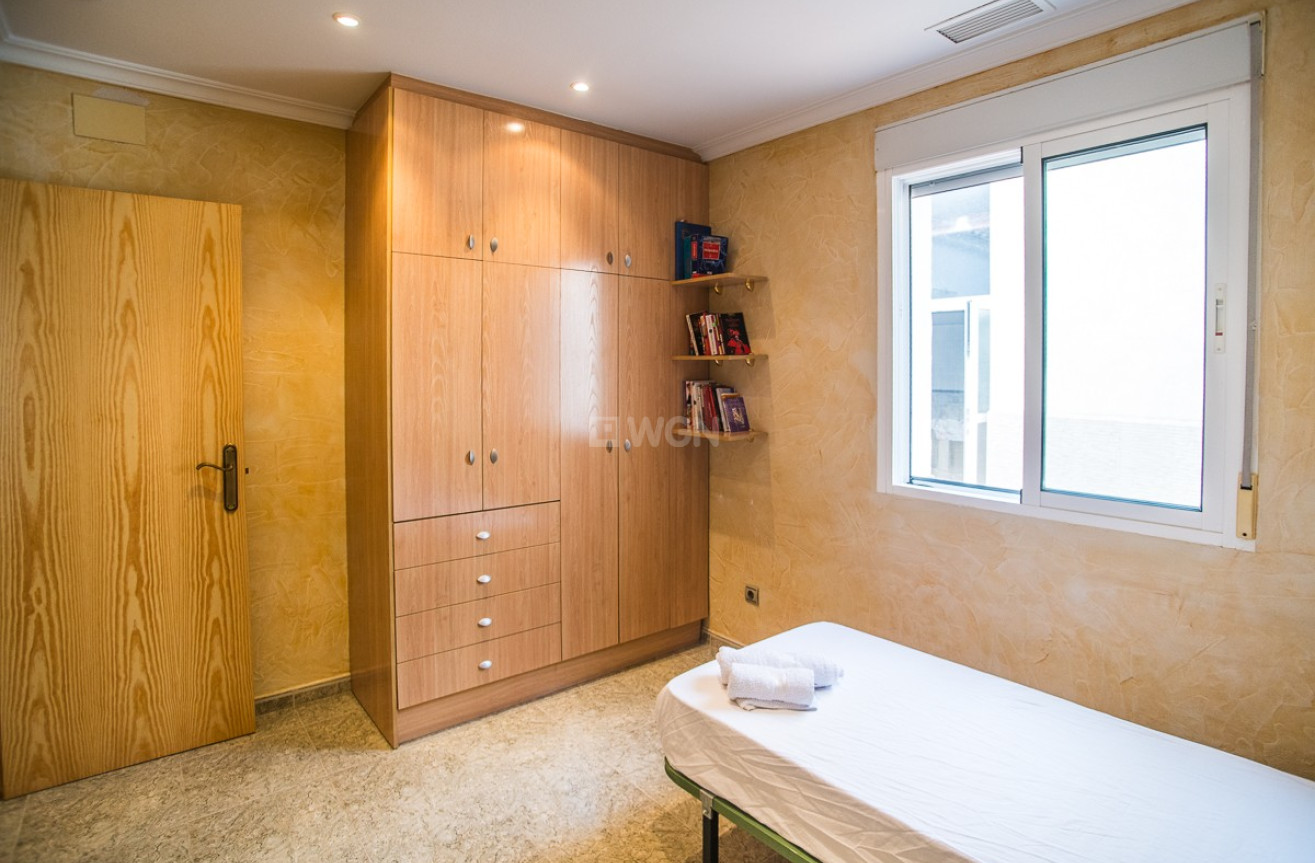 Odsprzedaż - Villa - Orihuela - Inland