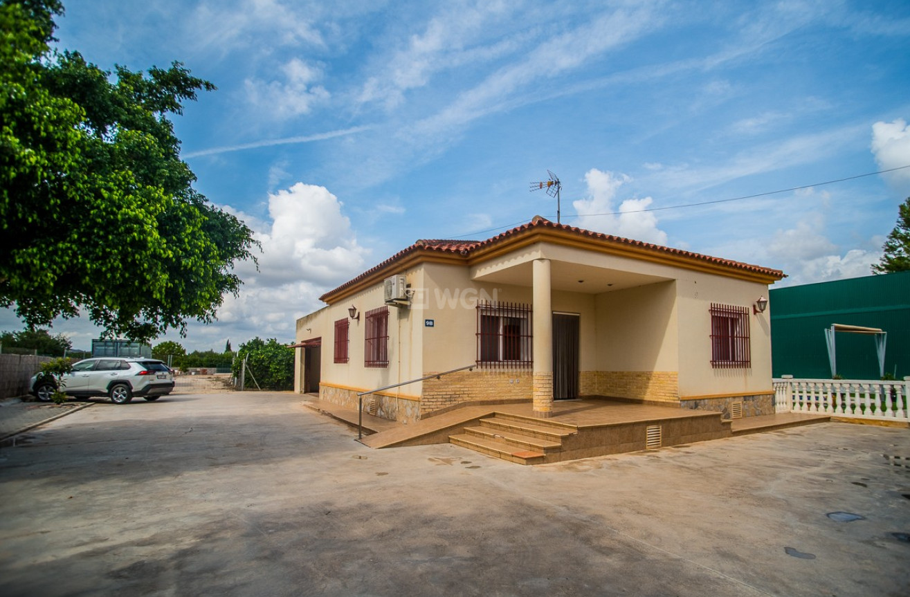 Odsprzedaż - Villa - Orihuela - Inland