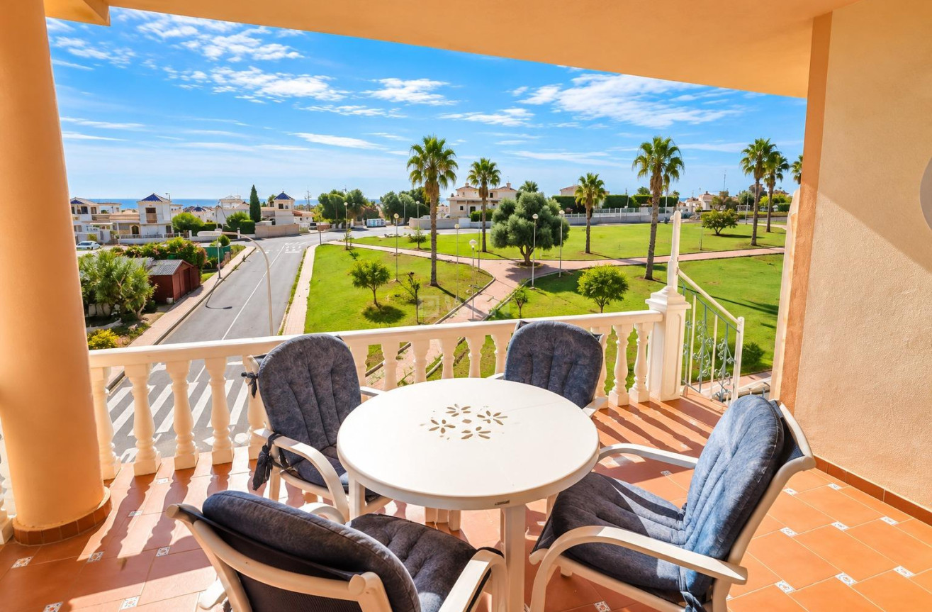 Resale - Apartment / flat - Torrevieja - Costa Blanca