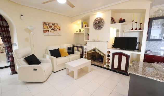 Resale - Apartment / flat - Torrevieja - Costa Blanca