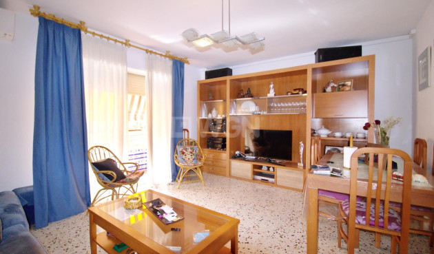 Resale - Apartment / flat - Alicante - Benalua