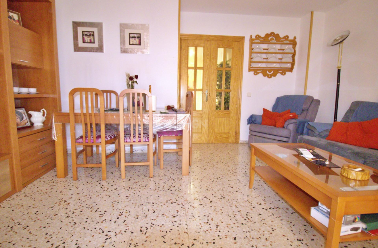 Resale - Apartment / flat - Alicante - Benalua