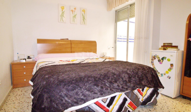 Resale - Apartment / flat - Alicante - Benalua