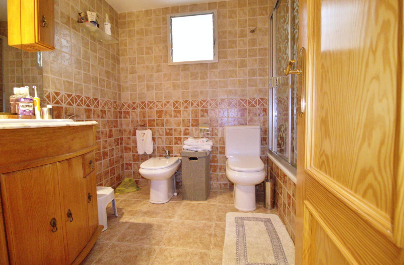 Resale - Apartment / flat - Alicante - Benalua