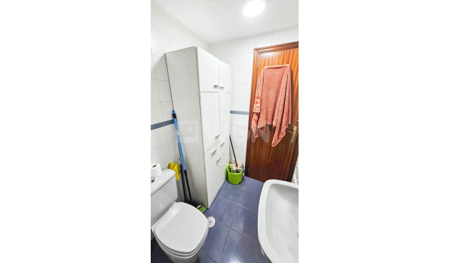 Resale - Apartment / flat - Torrevieja - PARQUE DE LAS NACIONES