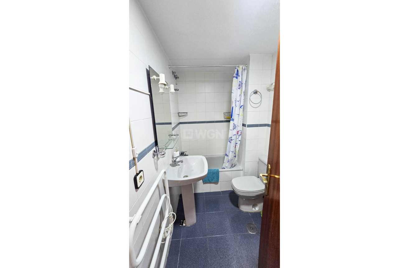 Resale - Apartment / flat - Torrevieja - PARQUE DE LAS NACIONES