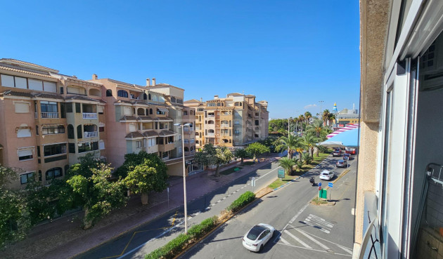 Resale - Apartment / flat - Torrevieja - PARQUE DE LAS NACIONES