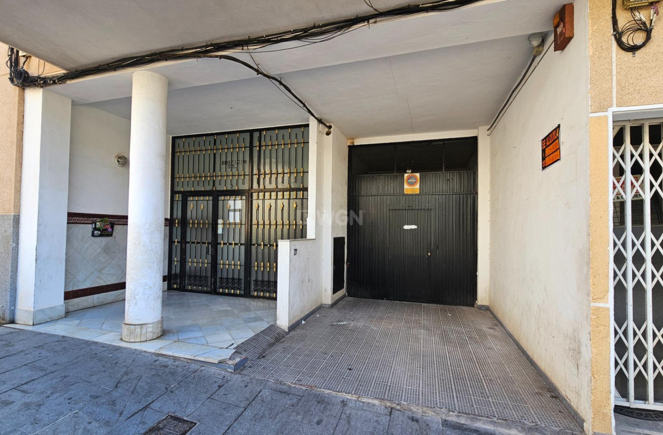 Resale - Apartment / flat - Torrevieja - PARQUE DE LAS NACIONES