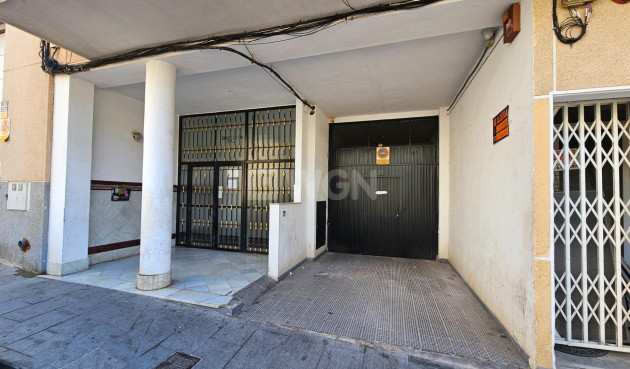 Resale - Apartment / flat - Torrevieja - PARQUE DE LAS NACIONES