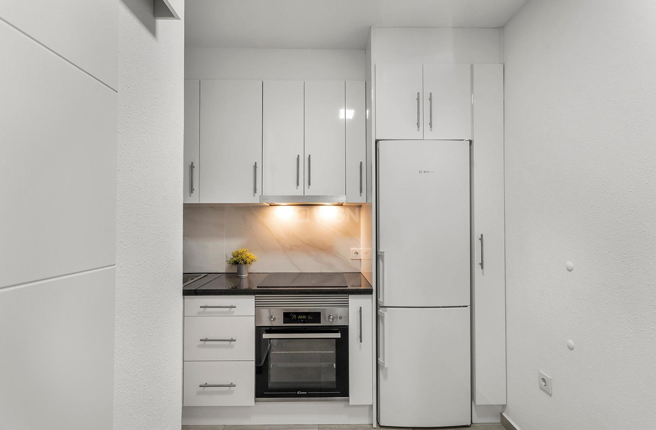Reventa - Apartamento / piso - Torrevieja - Playa de los Locos