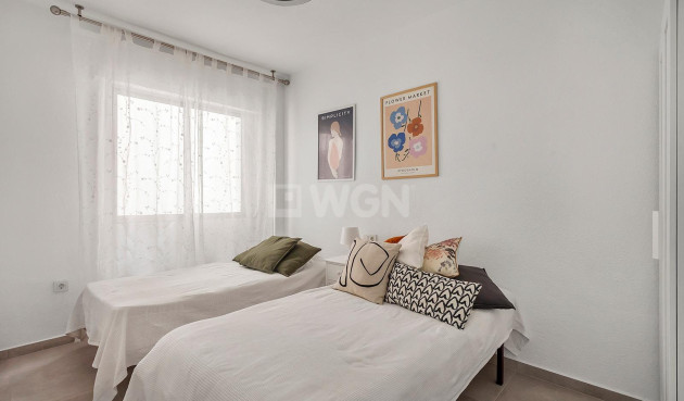 Reventa - Apartamento / piso - Torrevieja - Playa de los Locos