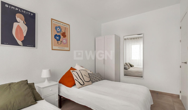 Reventa - Apartamento / piso - Torrevieja - Playa de los Locos
