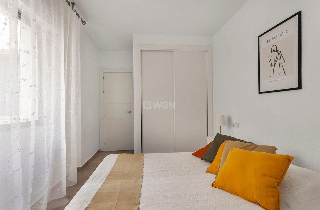 Reventa - Apartamento / piso - Torrevieja - Playa de los Locos