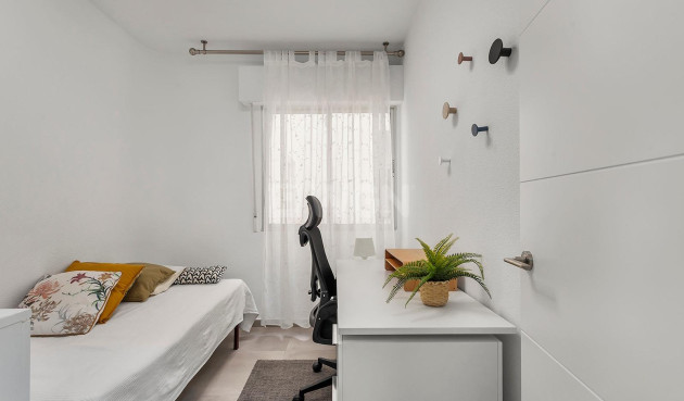 Reventa - Apartamento / piso - Torrevieja - Playa de los Locos