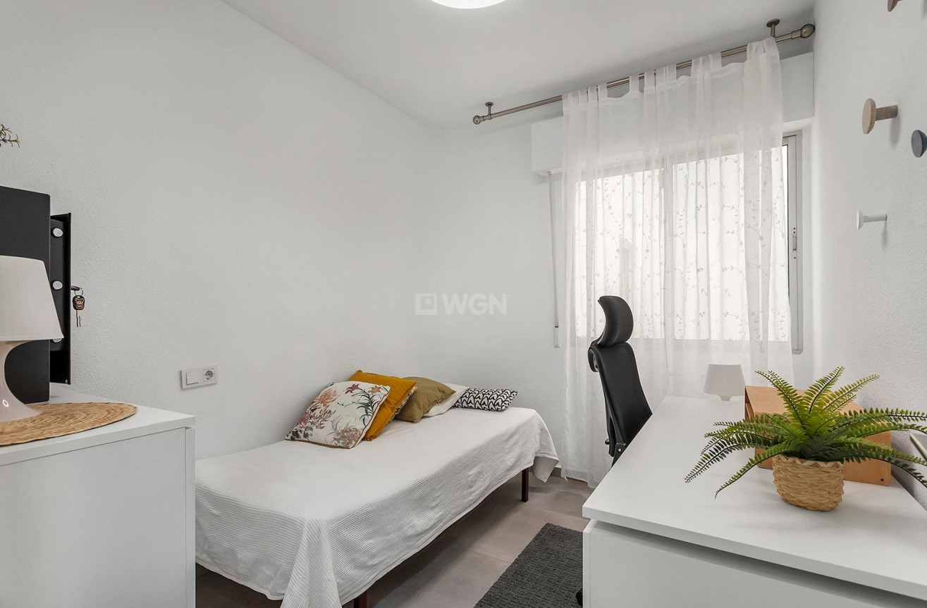 Reventa - Apartamento / piso - Torrevieja - Playa de los Locos