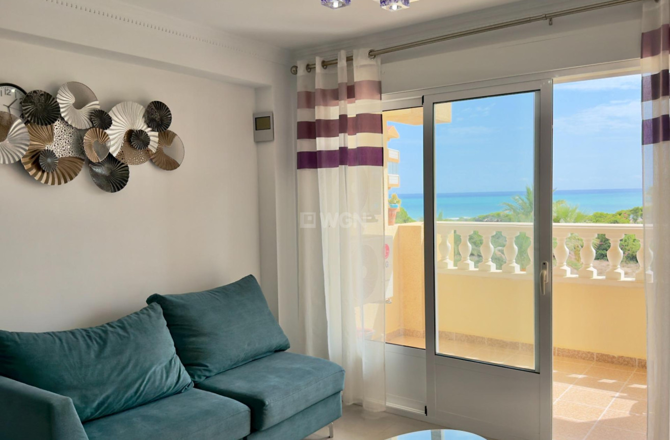 Resale - Apartment / flat - Guardamar del Segura - Urbanizaciones