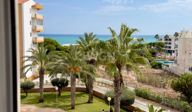 Resale - Apartment / flat - Guardamar del Segura - Urbanizaciones