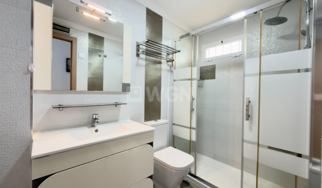 Resale - Apartment / flat - Guardamar del Segura - Urbanizaciones