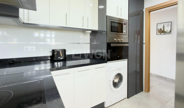 Resale - Apartment / flat - Guardamar del Segura - Urbanizaciones