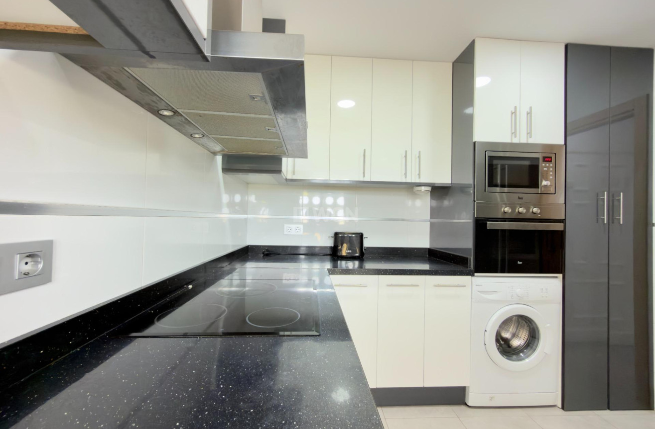 Resale - Apartment / flat - Guardamar del Segura - Urbanizaciones