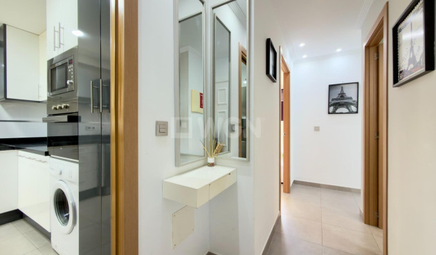 Resale - Apartment / flat - Guardamar del Segura - Urbanizaciones