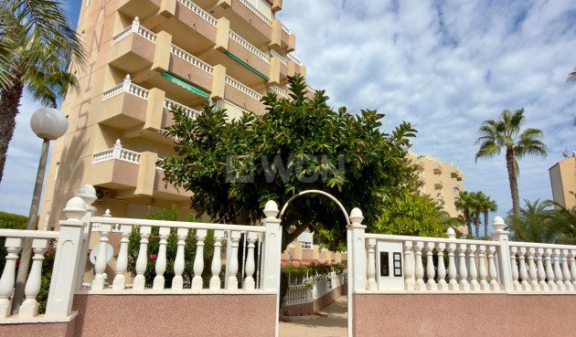 Resale - Apartment / flat - Guardamar del Segura - Urbanizaciones