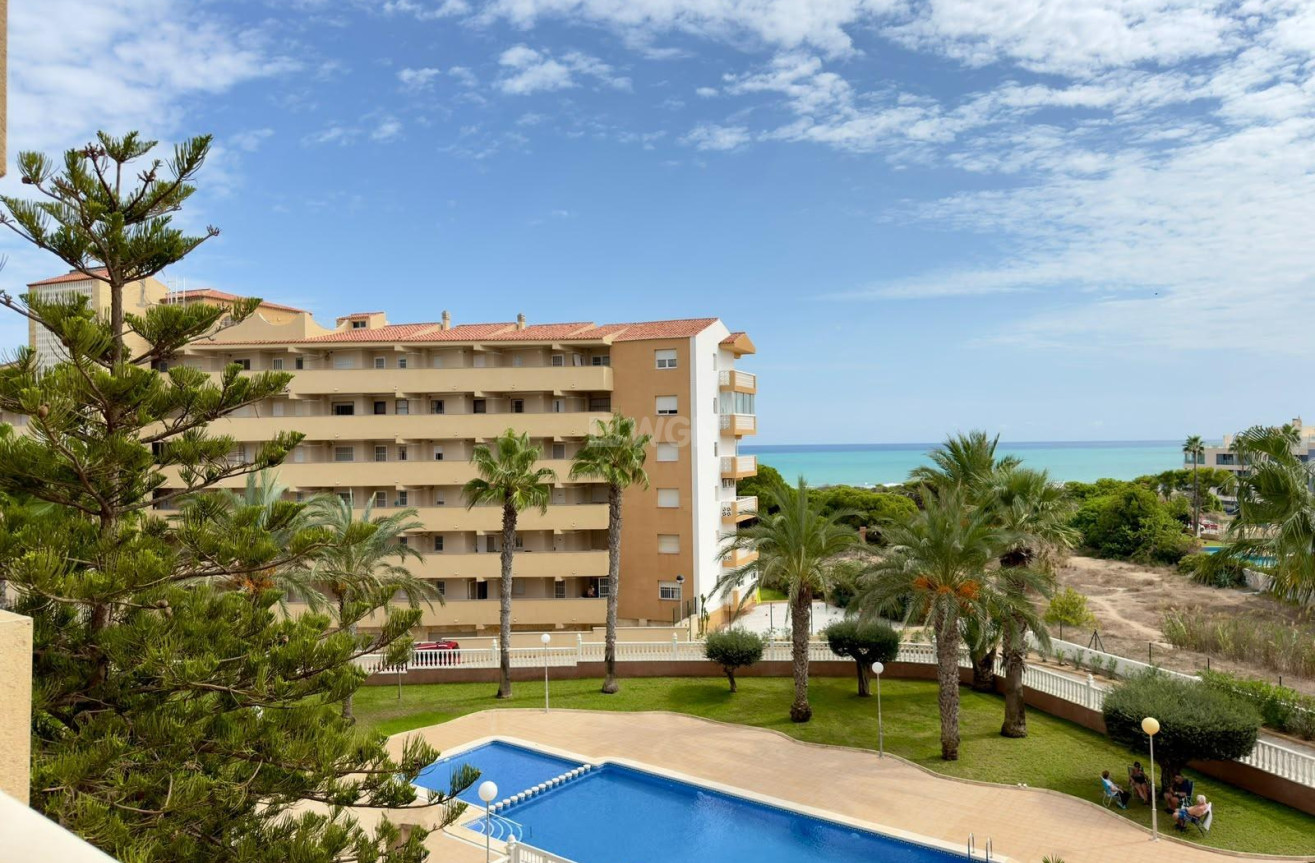 Resale - Apartment / flat - Guardamar del Segura - Urbanizaciones