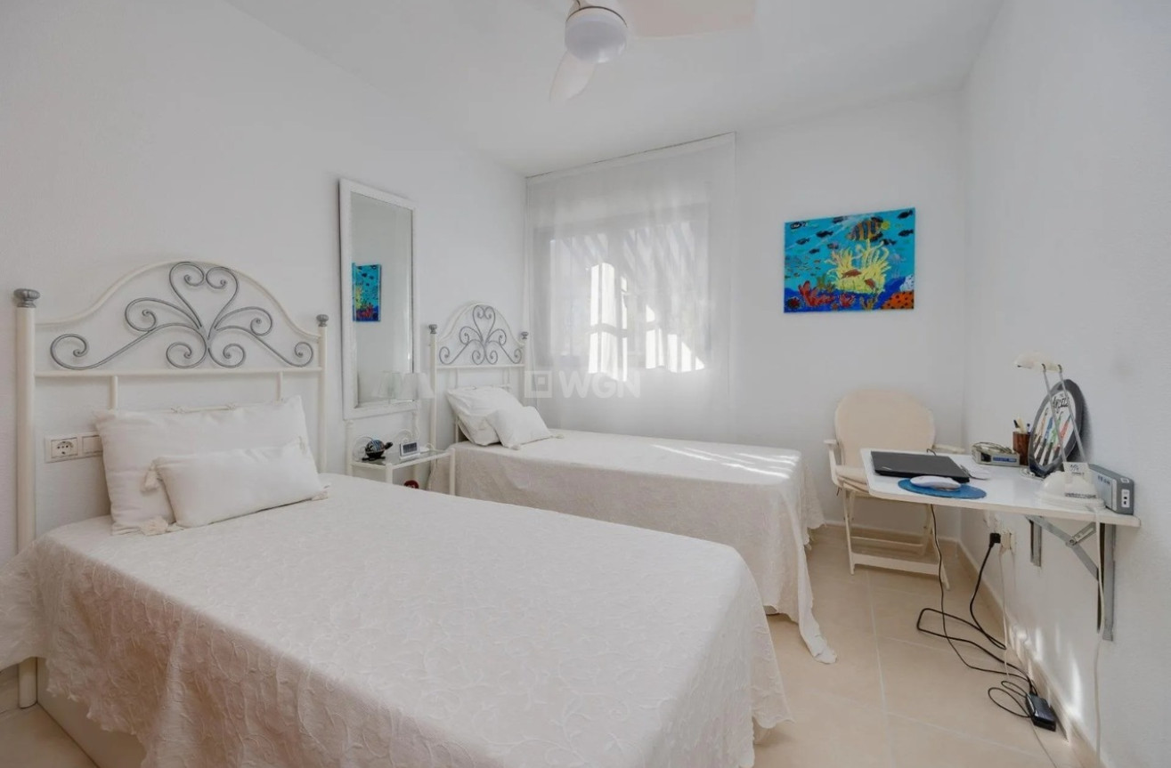 Odsprzedaż - Daszek - Torrevieja - Costa Blanca