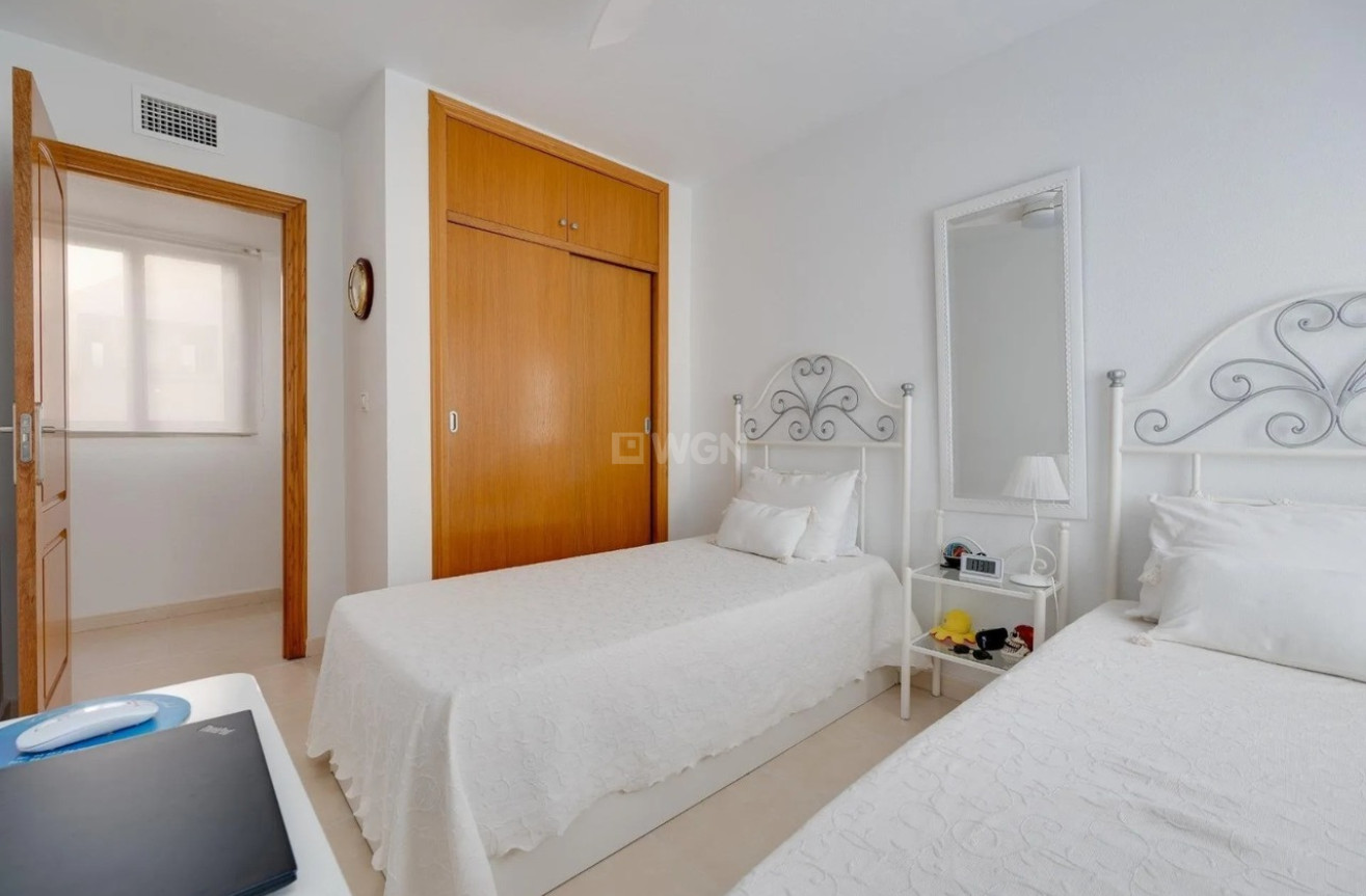 Odsprzedaż - Daszek - Torrevieja - Costa Blanca