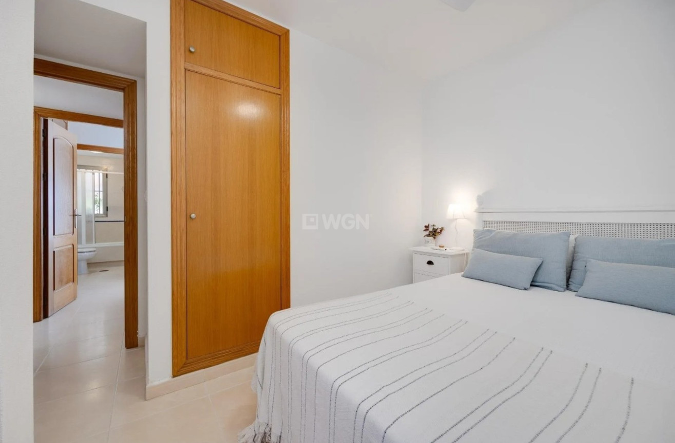 Odsprzedaż - Daszek - Torrevieja - Costa Blanca
