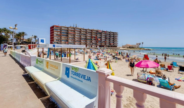 Odsprzedaż - Daszek - Torrevieja - Costa Blanca