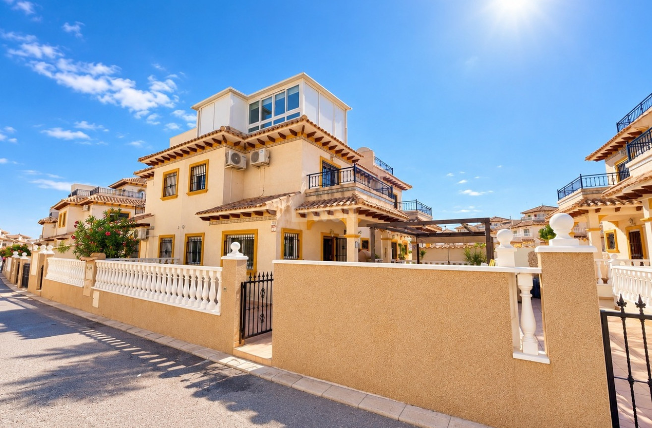 Resale - Townhouse - La Zenia - Costa Blanca