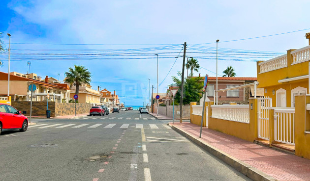 Reventa - Apartamento / piso - La Mata - Costa Blanca