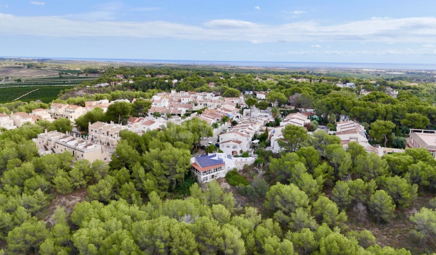 Odsprzedaż - Villa - Pinar de Campoverde - Inland