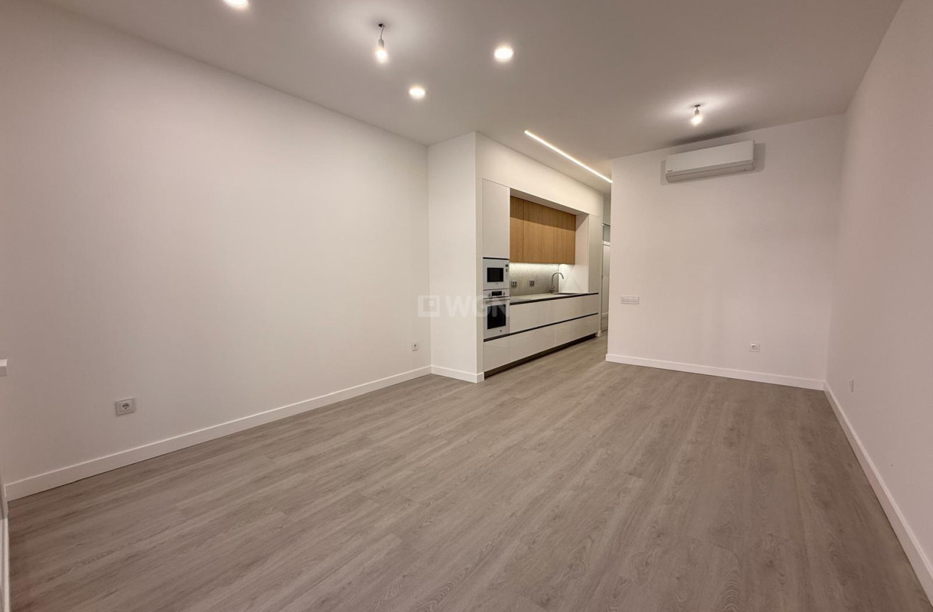 Resale - Apartment / flat - Torrevieja - Playa del Cura