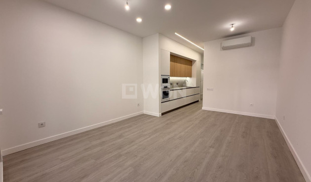 Resale - Apartment / flat - Torrevieja - Playa del Cura