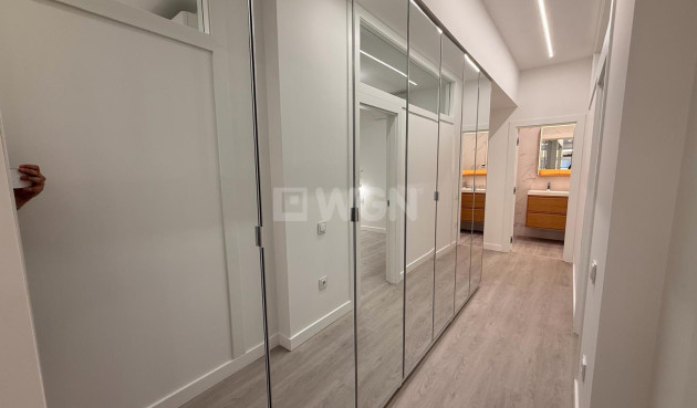 Resale - Apartment / flat - Torrevieja - Playa del Cura