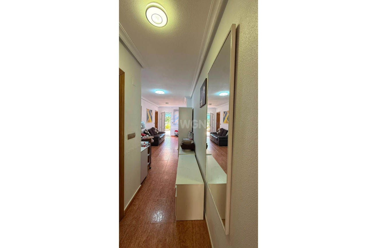 Odsprzedaż - Bungalow - Torrevieja - La Mata