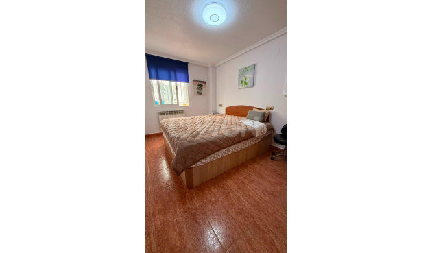 Odsprzedaż - Bungalow - Torrevieja - La Mata