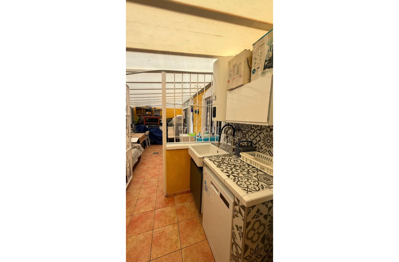 Odsprzedaż - Bungalow - Torrevieja - La Mata