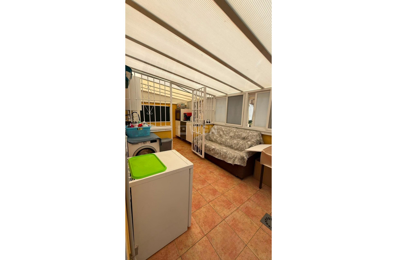 Odsprzedaż - Bungalow - Torrevieja - La Mata