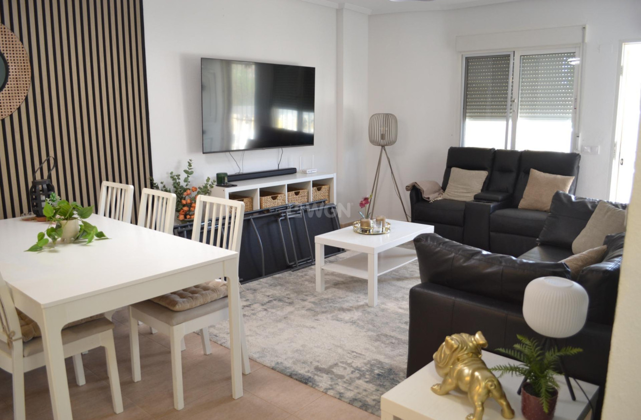 Resale - Apartment / flat - Orihuela Costa - Las Filipinas