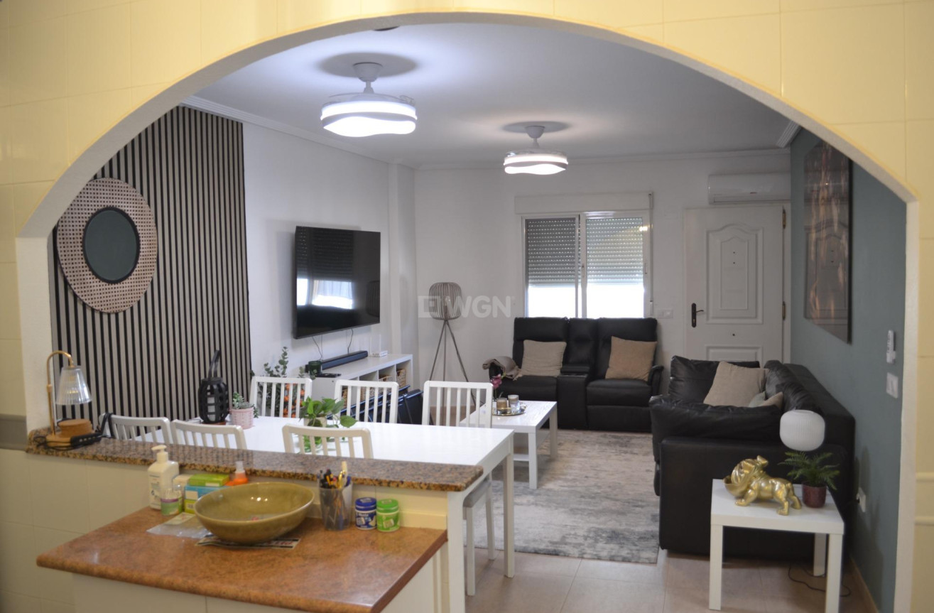 Resale - Apartment / flat - Orihuela Costa - Las Filipinas